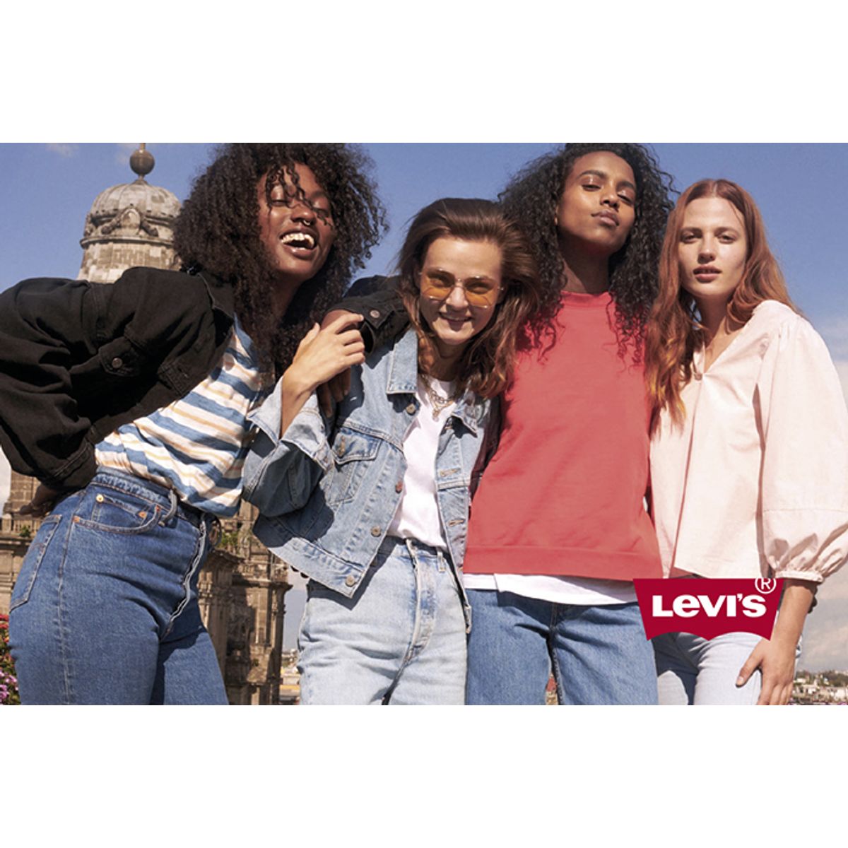 Levis voucher top