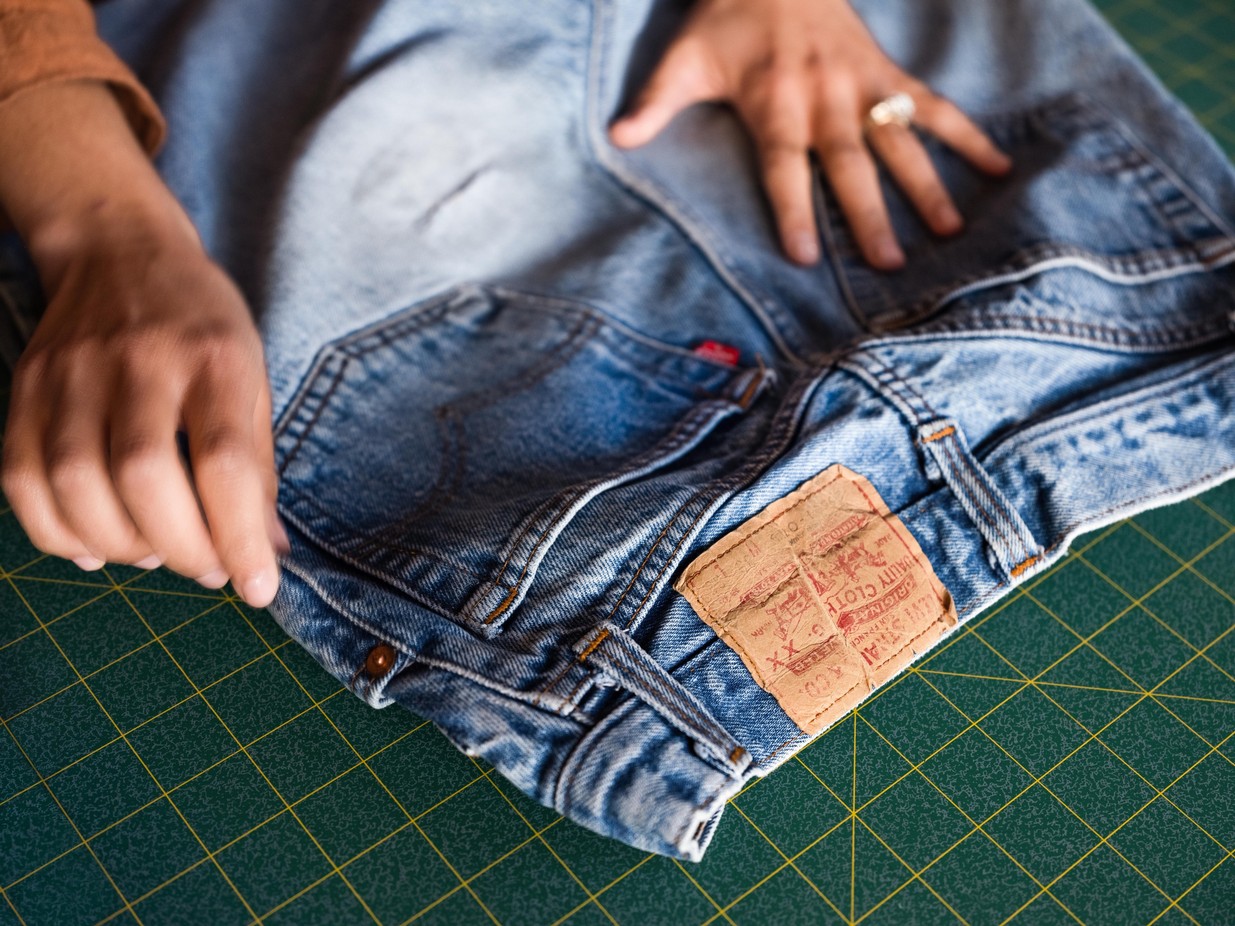 Levi's worn and torn hot sale